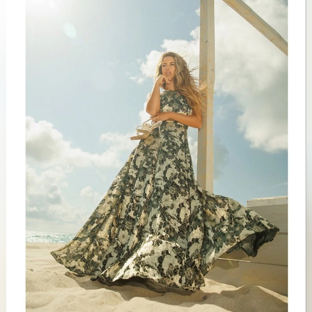 Betsy & Adam  Metallic Crinkle Sleeveless Halter Neck Foil Floral Print A-Line G - Picture 2 of 12